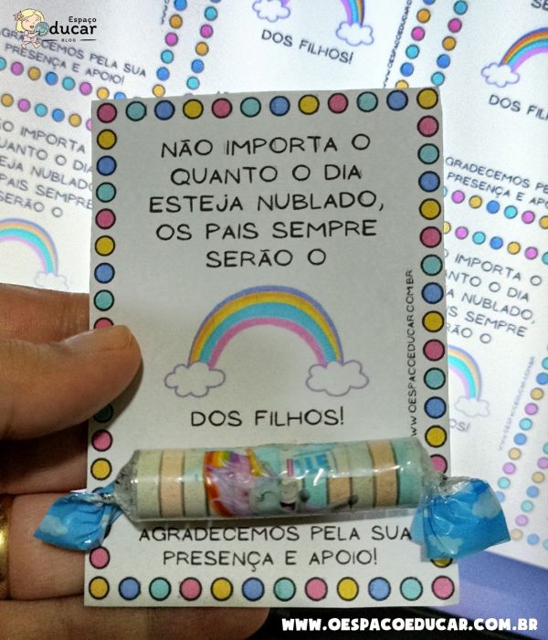 Cartão arco-íris reunião de pais!